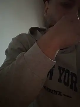 Snapshot of irimiea1729 chatting on November 23, 2025, 2:49 pm irimiea1729 online show from November 23, 2025, 2:49 pm