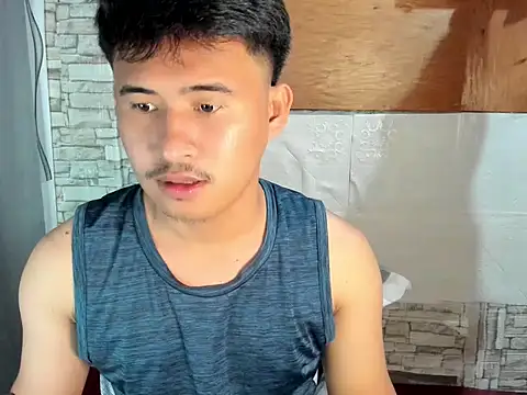 Snapshot of Adim-pinoy146 chatting on May 4, 2026, 10:18 am Adim-pinoy146 online show from May 4, 2026, 10:18 am