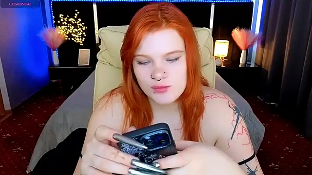 Snapshot of Clumsy_Nana chatting on March 13, 2026, 1:38 pm Clumsy Nana online show from March 13, 2026, 1:38 pm