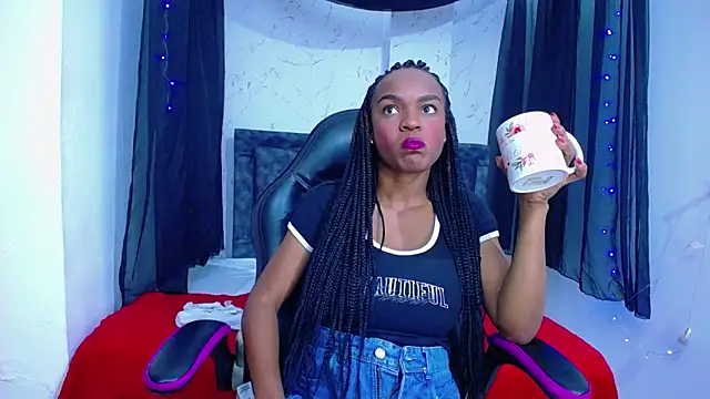 Snapshot of mia__thomson_ chatting on November 14, 2025, 12:31 pm mia thomson online show from November 14, 2025, 12:31 pm