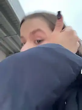 KittyQueeny online show from November 23, 2025, 1:10 pm