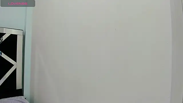 iisabella noa online show from October 9, 2025, 1:11 pm