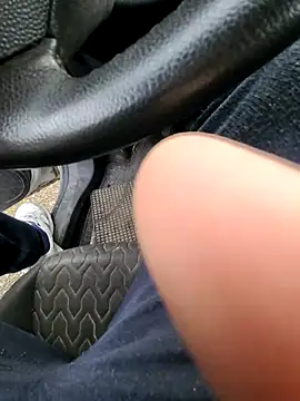 giova17cm online show from February 8, 2026, 2:37 pm