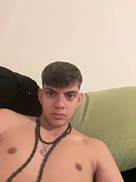 Cos minn online show from December 17, 2025, 6:57 pm