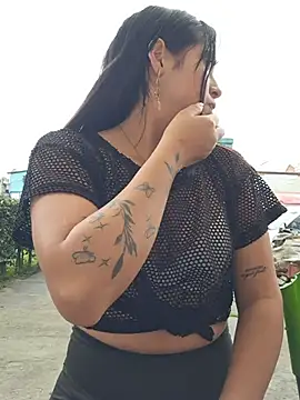 Snapshot of LunaHot_777 chatting on November 15, 2025, 6:34 pm LunaHot 777 online show from November 15, 2025, 6:34 pm