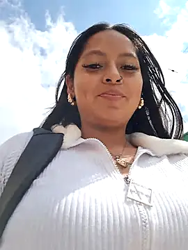 Snapshot of LunaHot_777 chatting on November 12, 2025, 6:23 pm LunaHot 777 online show from November 12, 2025, 6:23 pm