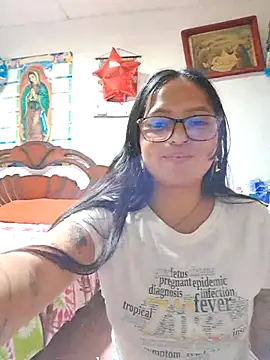 LunaHot 777 online show from December 23, 2025, 2:44 am