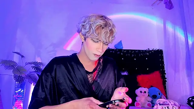 Cooperrosscute233 online show from January 14, 2026, 2:37 am