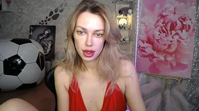 NickyAdamidi online show from July 14, 2026, 4:24 pm