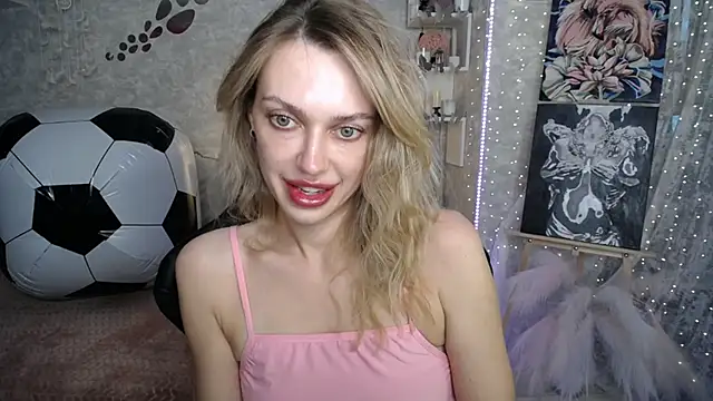 NickyAdamidi online show from June 20, 2026, 4:23 pm