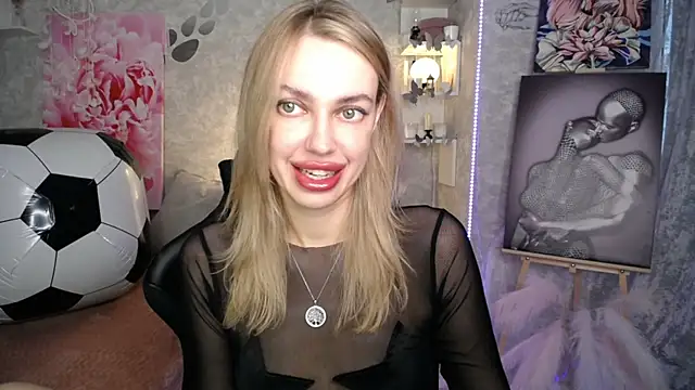 NickyAdamidi online show from July 17, 2026, 4:15 pm