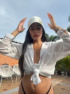 Snapshot of MystiqueXXX chatting on July 1, 2026, 1:11 pm MystiqueXXX online show from July 1, 2026, 1:11 pm