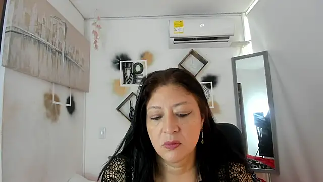 tatiana sofiaa online show from September 27, 2025, 1:28 pm
