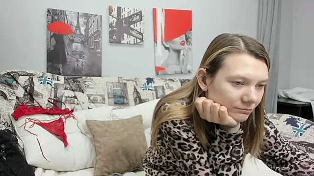 Sunny Sammy online show from April 30, 2026, 1:56 am