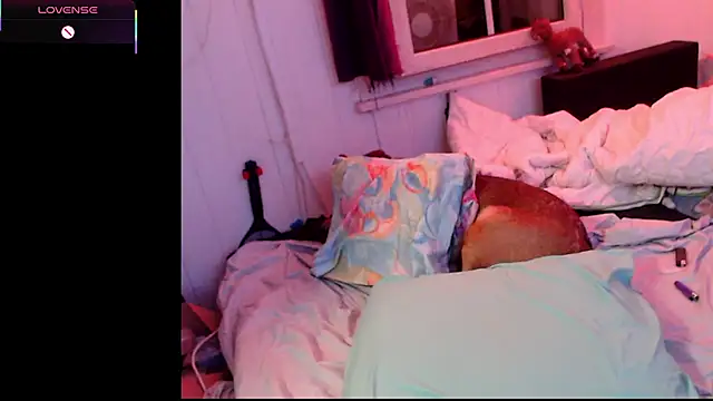 Snapshot of Kinkybooby chatting on February 10, 2026, 10:31 pm Kinkybooby online show from February 10, 2026, 10:31 pm