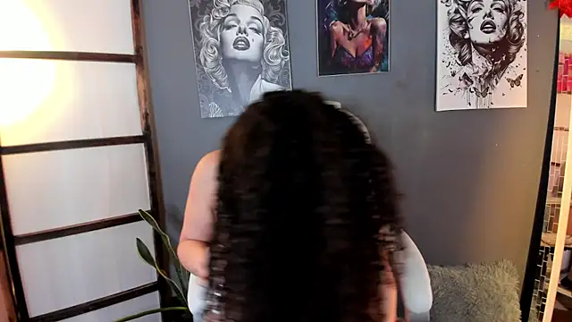 Snapshot of eleonor_x chatting on July 15, 2026, 8:27 pm eleonor x online show from July 15, 2026, 8:27 pm