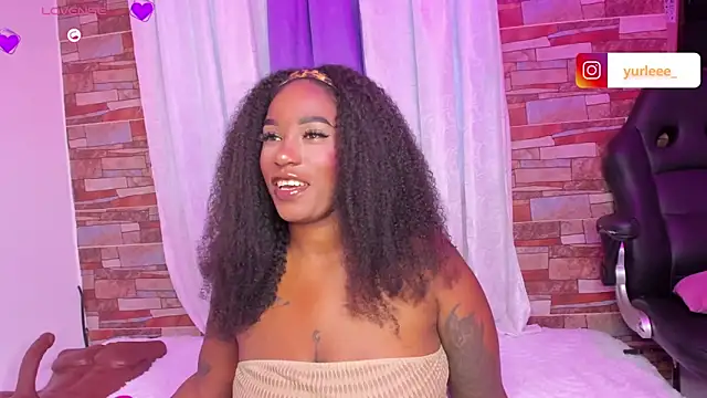 Brandy brown  online show from February 19, 2026, 11:12 pm