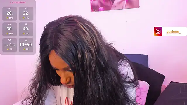 Snapshot of Brandy_brown_ chatting on June 10, 2026, 12:45 am Brandy brown online show from June 10, 2026, 12:45 am