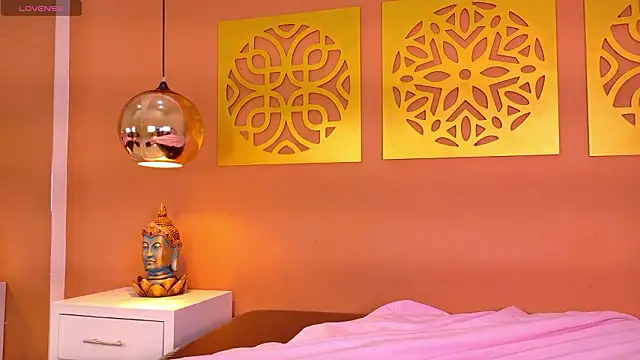 HIKARY MIYAMOTO online show from February 3, 2026, 1:05 pm