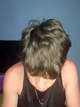 CUB4N1TX xx online show from September 28, 2025, 3:24 am