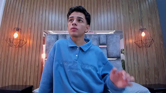 owen  johnson online show from December 4, 2025, 11:42 am