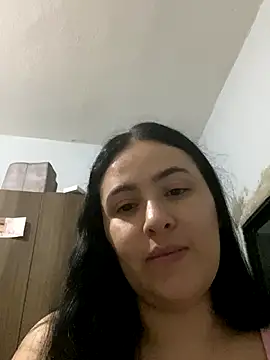 Snapshot of IvettSt_ chatting on October 22, 2025, 4:56 am IvettSt online show from October 22, 2025, 4:56 am