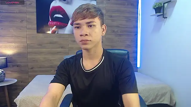 nathanclay online show from February 8, 2026, 3:37 am