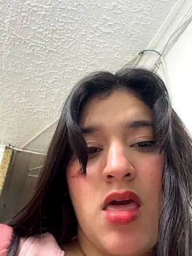 Snapshot of mia_everly chatting on October 4, 2025, 12:34 am mia everly online show from October 4, 2025, 12:34 am