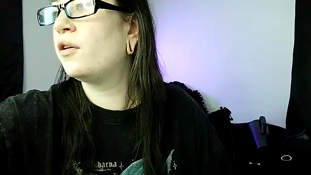 Snapshot of HarleyDemon666 chatting on April 17, 2026, 7:38 pm HarleyDemon666 online show from April 17, 2026, 7:38 pm