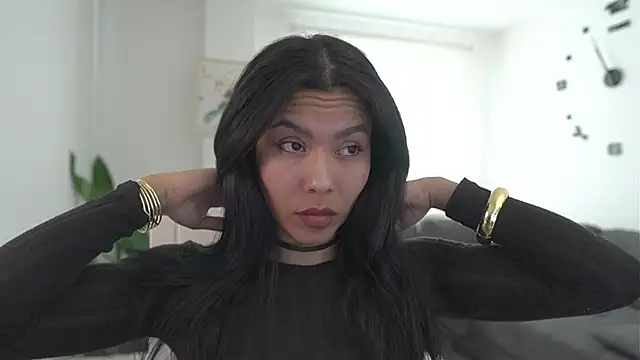 kyria 1 online show from March 19, 2026, 8:09 pm