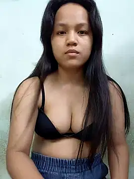 Snapshot of BabySweet-18 chatting on June 24, 2026, 1:43 pm BabySweet-18 online show from June 24, 2026, 1:43 pm