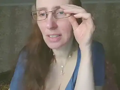 CandiCole online show from March 10, 2026, 3:10 am