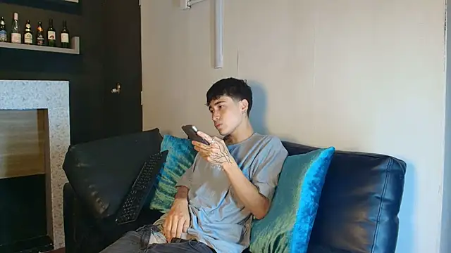  DantFox  online show from November 26, 2025, 8:42 pm