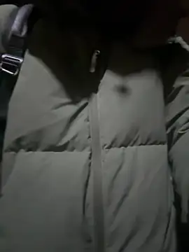 iikangi online show from February 26, 2026, 1:44 pm