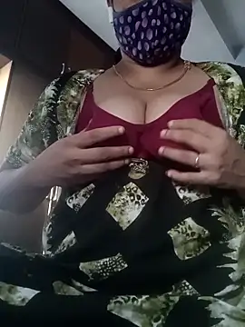 Snapshot of Tamil_Sivani chatting on October 29, 2025, 2:21 am Tamil Sivani online show from October 29, 2025, 2:21 am