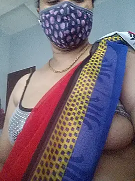 Snapshot of Tamil_Sivani chatting on October 8, 2025, 3:41 am Tamil Sivani online show from October 8, 2025, 3:41 am