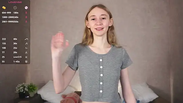 Snapshot of BeatrixHiett chatting on September 9, 2025, 2:54 am BeatrixHiett online show from September 9, 2025, 2:54 am