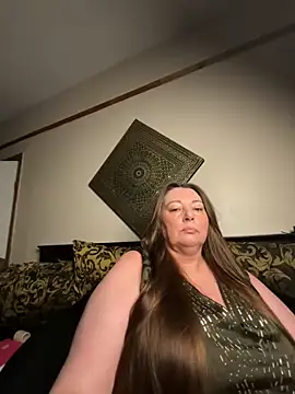 Snapshot of BuxomKitty_BBW chatting on February 19, 2026, 6:05 pm BuxomKitty BBW online show from February 19, 2026, 6:05 pm