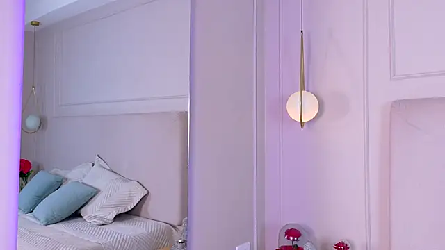 Snapshot of ZoehAngel chatting on November 22, 2025, 11:53 am ZoehAngel online show from November 22, 2025, 11:53 am