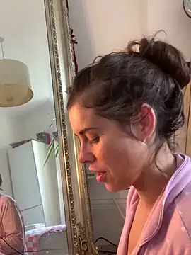 AlitaNova online show from January 17, 2026, 12:20 pm