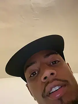 Snapshot of Guzdick chatting on June 17, 2026, 1:16 am Guzdick online show from June 17, 2026, 1:16 am