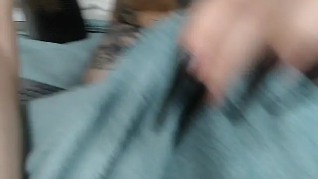 Snapshot of Emma_Foxi chatting on November 19, 2025, 8:31 pm Emma Foxi online show from November 19, 2025, 8:31 pm