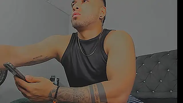 evan hardy online show from February 25, 2026, 1:28 am