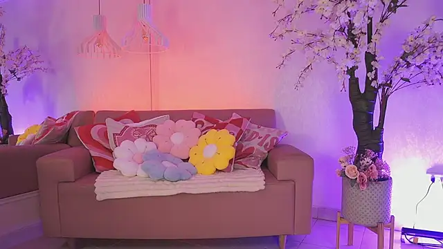 JadeSummerr online show from February 24, 2026, 11:33 am