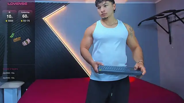 Horny nick18 online show from May 8, 2026, 12:31 pm