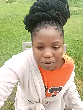 Snapshot of SweetHoney21_ chatting on March 13, 2026, 7:02 am SweetHoney21 online show from March 13, 2026, 7:02 am