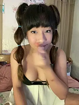 Snapshot of Kimberly-Ferarren chatting on July 19, 2026, 5:42 pm Kimberly-Ferarren online show from July 19, 2026, 5:42 pm