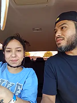 daddysgoodgrl215 online show from September 25, 2025, 5:52 pm