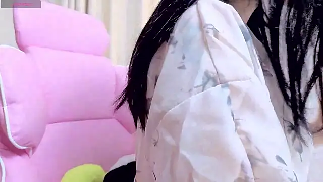 Miu-999 online show from April 25, 2026, 2:14 am