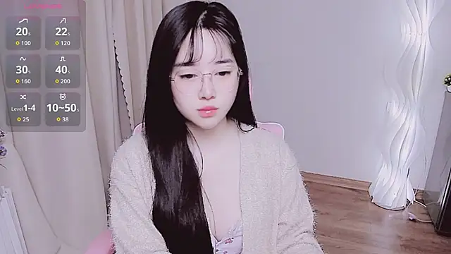 Miu-999 online show from November 6, 2025, 2:04 am